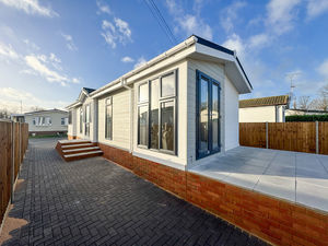 Photo 5- click for photo gallery